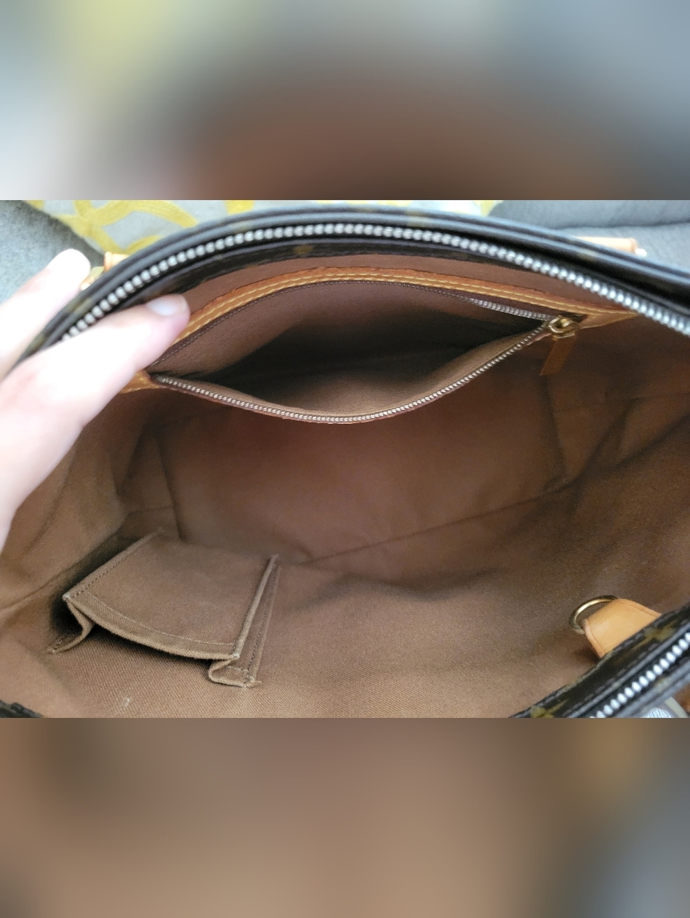Louis Vuitton Monogram Canvas Brown Tote Bag with Tan Leather Handles - Picture 14 of 15